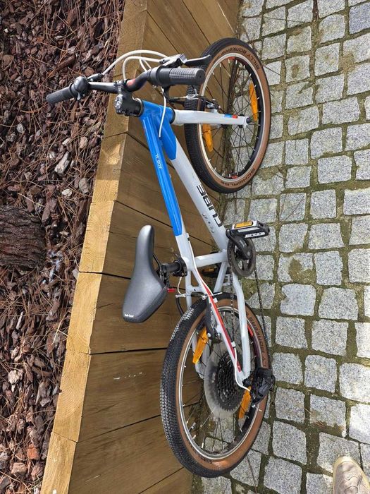 Bicicleta Criança CUBE