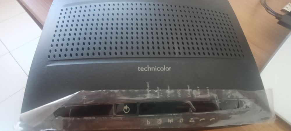 Router tecnicolor TG784n v364564340933251120
