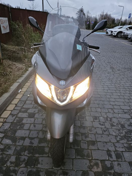 Sprzedam PIAGGIO X10 125 cm³