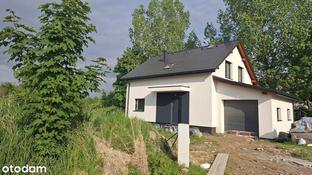 Nowy dom z garażem i poddaszem użytkowym – 126,8 m²