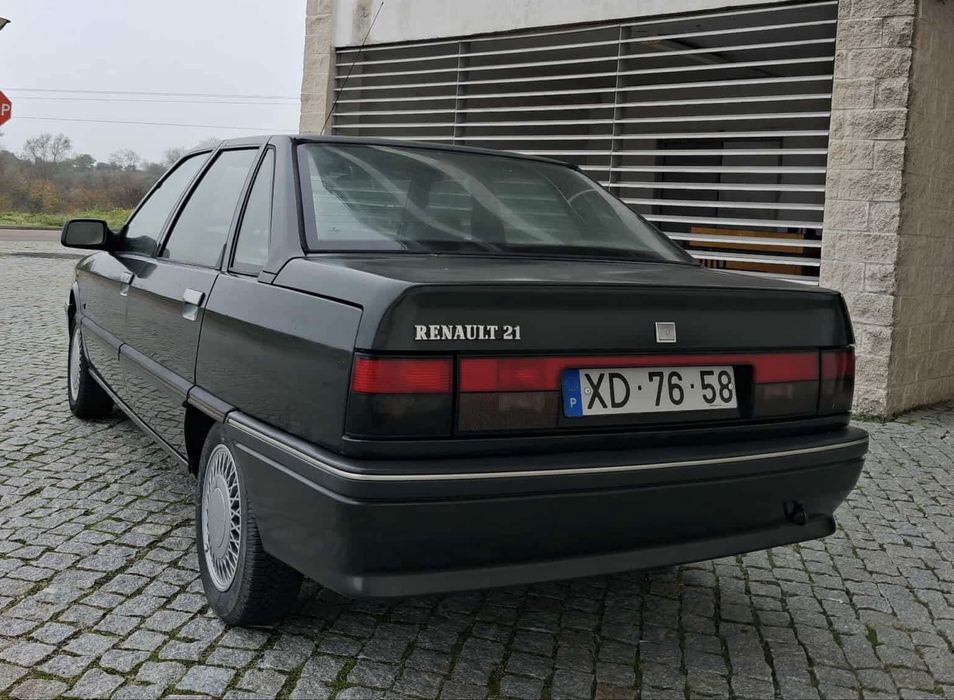 Renault 21 1.7i TSE
