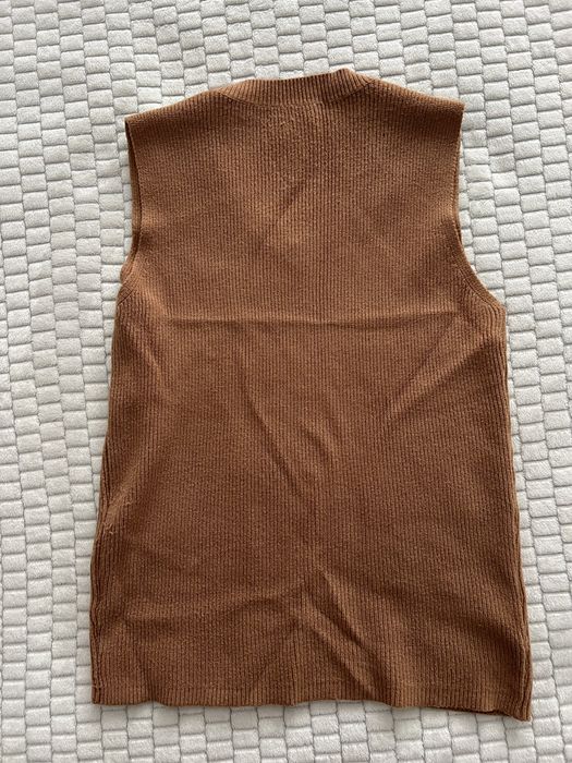 Жилетка вʼязана