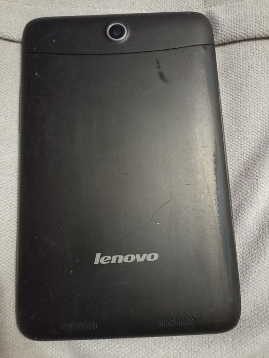Планшет Lenovo  на запчасті