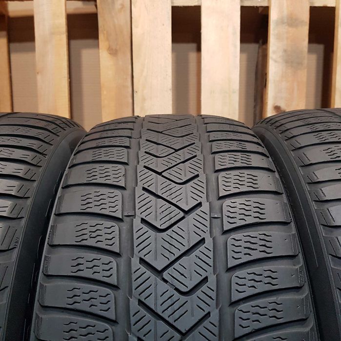 Pirelli Sottozero 3 225/60/17 Шини Зимові (4шт) з Європи б/в Р17
