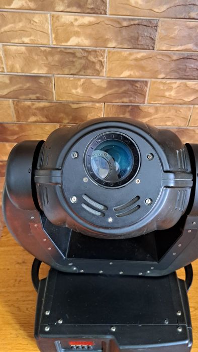 Лед голова color spot 200
Ціна 5000 грн
Можемо ск