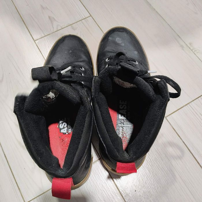 Зимові кросівки cropp