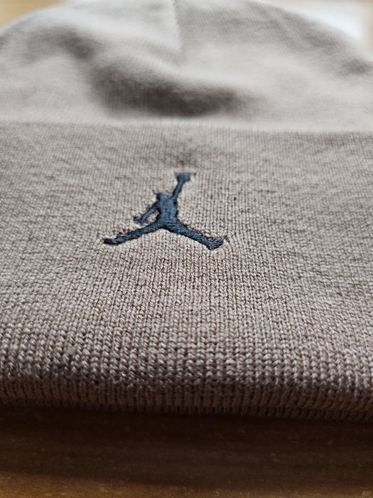 Nowa czapka Jordan brązowa unisex