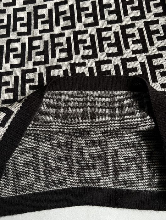 Вʼязна сукня Fendi