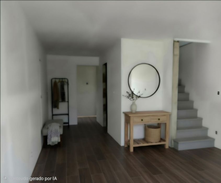 Moradia T2 com logradouro Renovada
