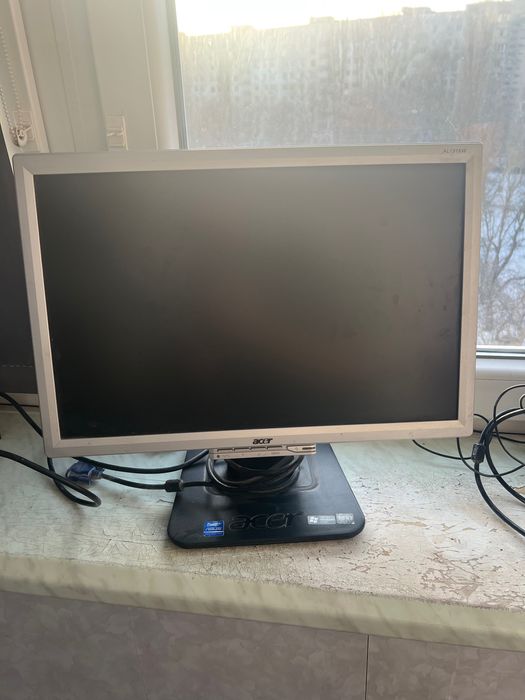 Продам два монитора