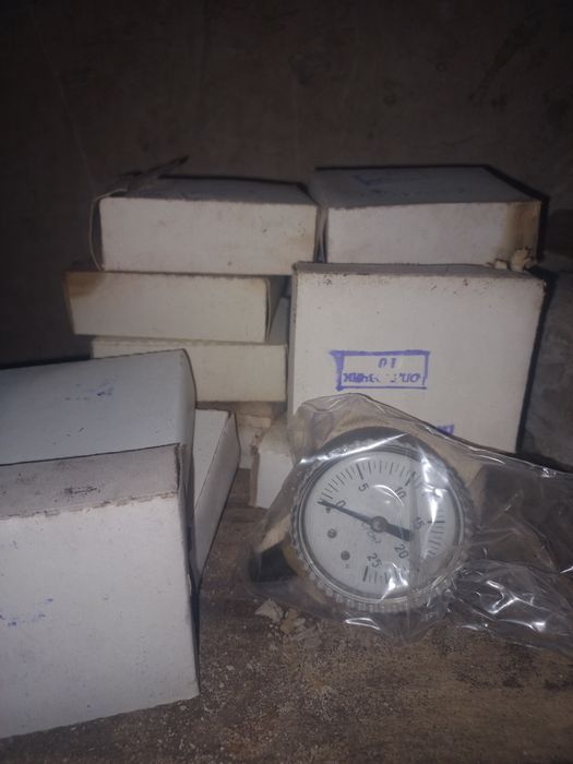 Манометр 0-25 кгс/см2 

Заводская упаковка,паспорт.

Производ