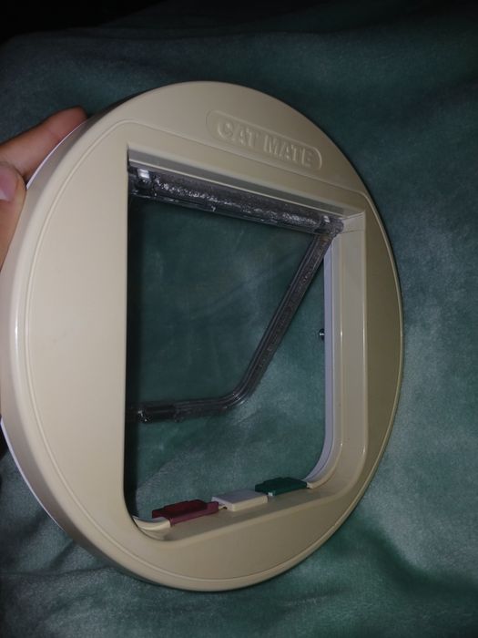 Porta redonda para gatos