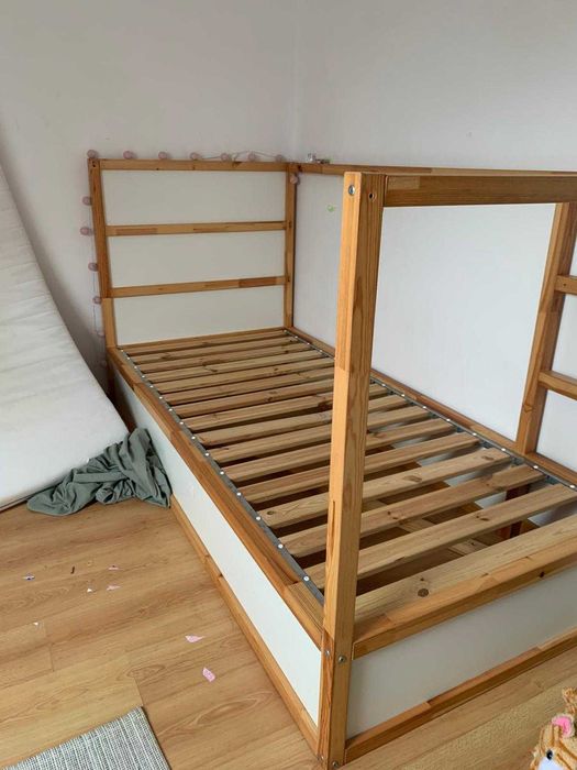 Cama IKEA KURA + Colchão AFJÄLL 90x200 – Conjunto 100€