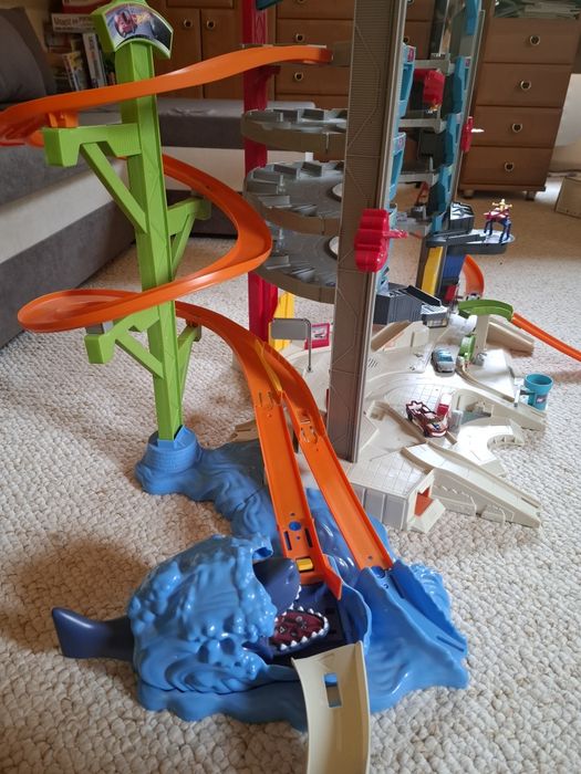 Garaż na autka Hot Wheels