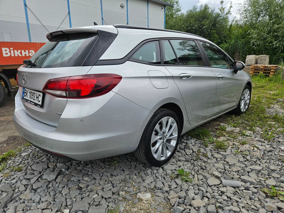 Opel Astra K 2018 рік