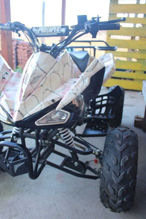 Moto 4 criança 110cc Automatica