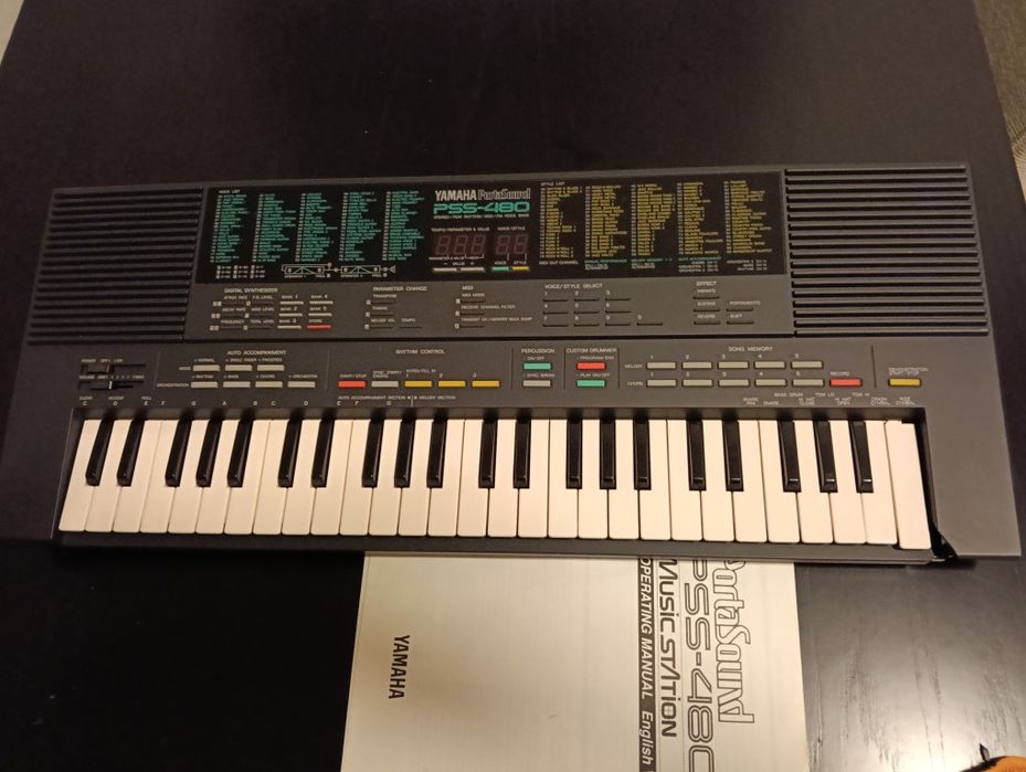 Órgão Yamaha pss-480