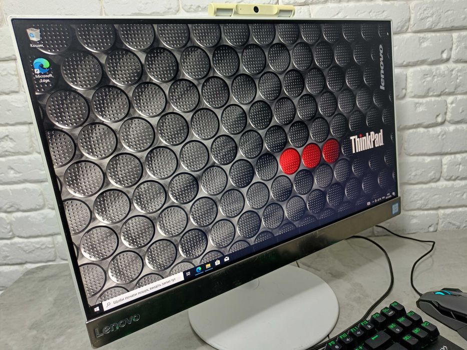 МОНОБЛОК AIO Lenovo V410 1920x1080 IPS i3 7100T DDR4 8GB SSD256GB WiFi
