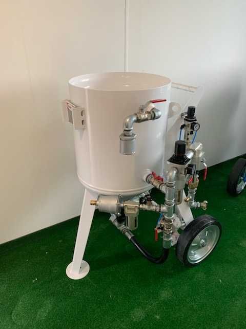 Zestaw do piaskowania hydropiaskowania Kompresor śrubowy piaskarka