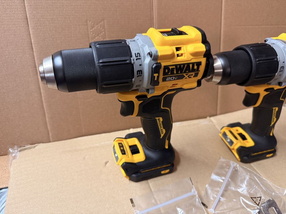 Безщітковий ударний шуруповерт DeWalt DCD805/DCD806