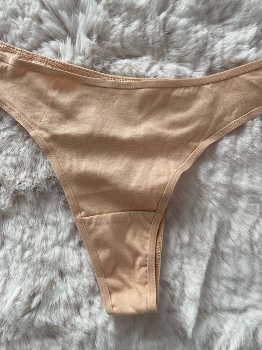 Primark 1x stringi S
