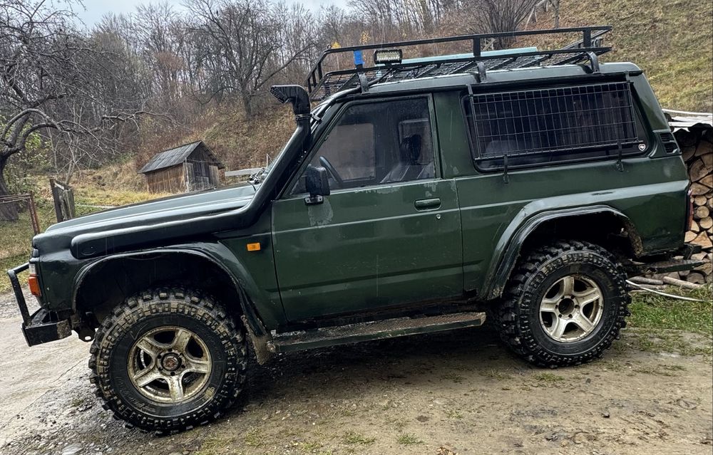 Продам Nissan Patrol 2.8  коротиш