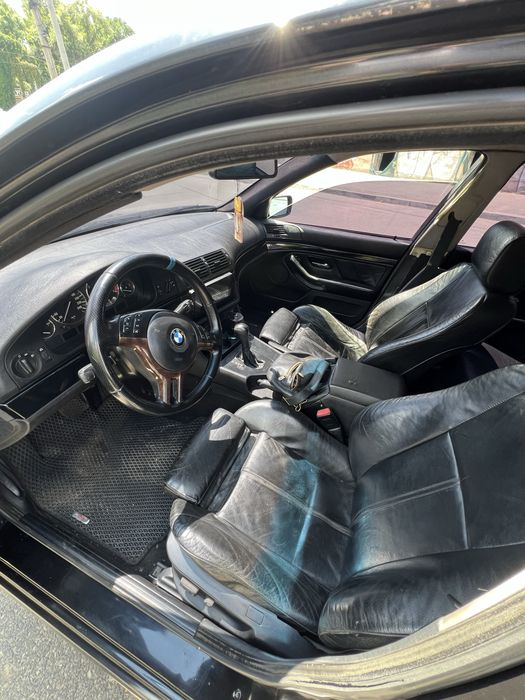 Продам Е39 M52B28TU