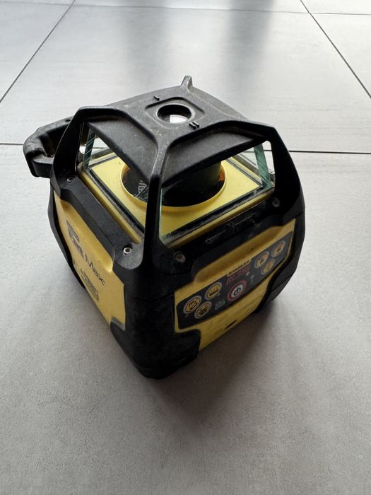 Niwelator laserowy Stalney RL350 - zepsuty