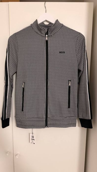 Новий костюм Boss на 12 років  XS (152-154)