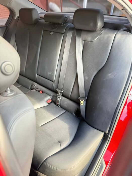 BMW 3 Series 328i      2015