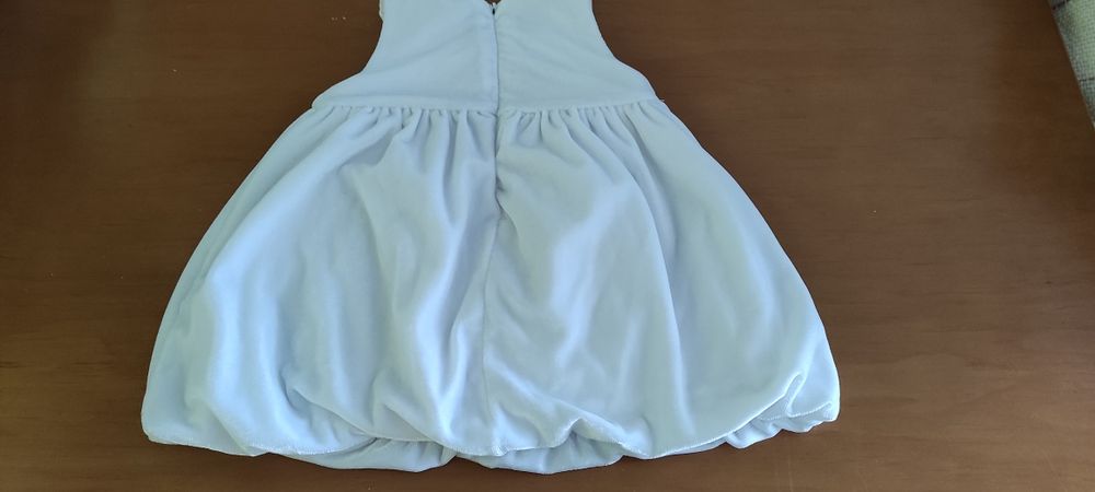 Sukienka rozm. 62 cm.