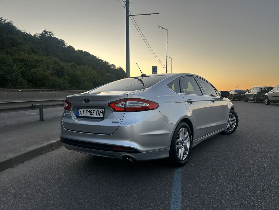 Ford Fusion 2016