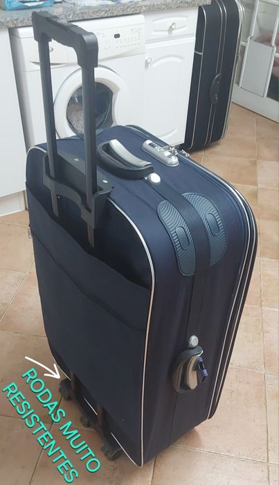 MALA , MALAS DE VIAGEM 30€ CADA. GRANDES E MUITO RESISTENTES.  Casa,Quarto, Arrumação, Sala, Mudanças.