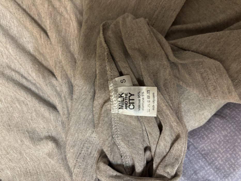 Футболка для годування розмір S підійде на М