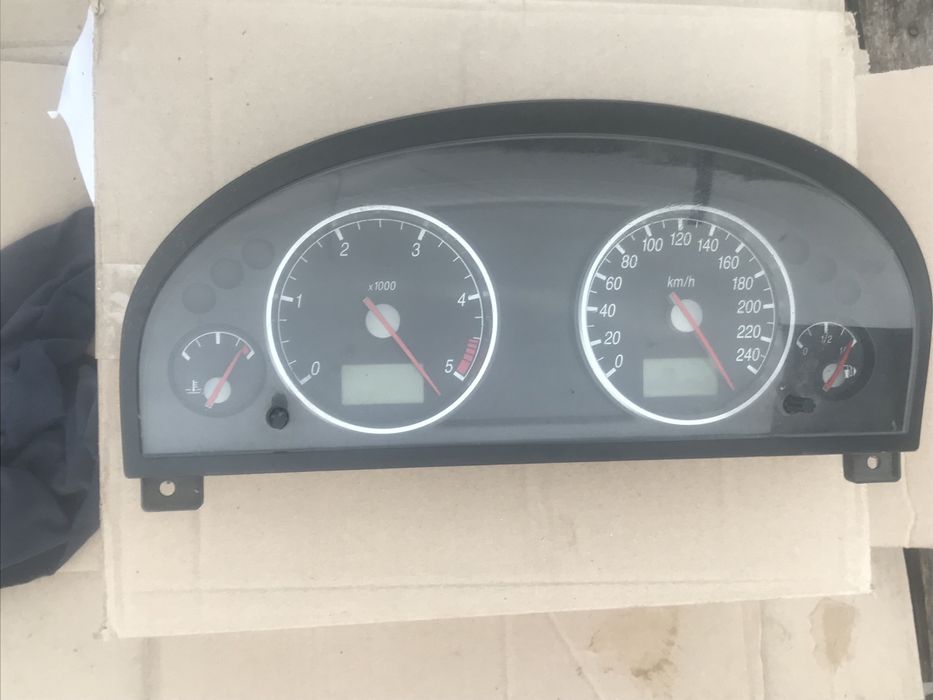 Щиток приборів Ford Mondeo