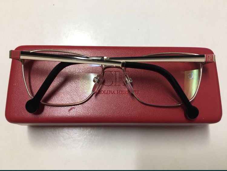 Óculos/ armações Carolina Herrera, Calvin Klein e Yalea (Novos e originais)