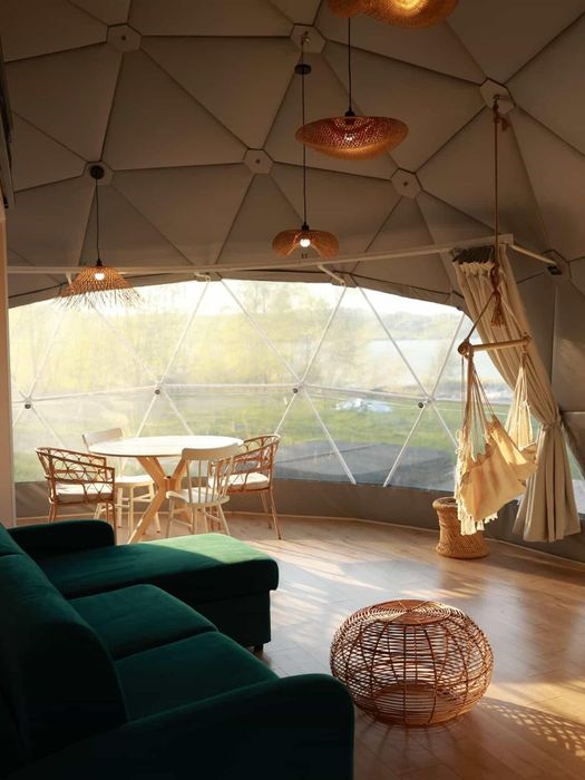 Glamping nad Jeziorem Mucharskim | Luksusowe noclegi z jacuzzi | Hotel | Marina | Wypożyczalnia sprzętów wodnych, skuterów, motorówek, żaglówek