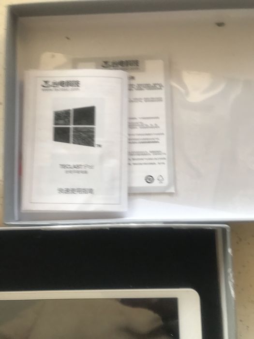 Терміново!!! Teclast планшет 80h