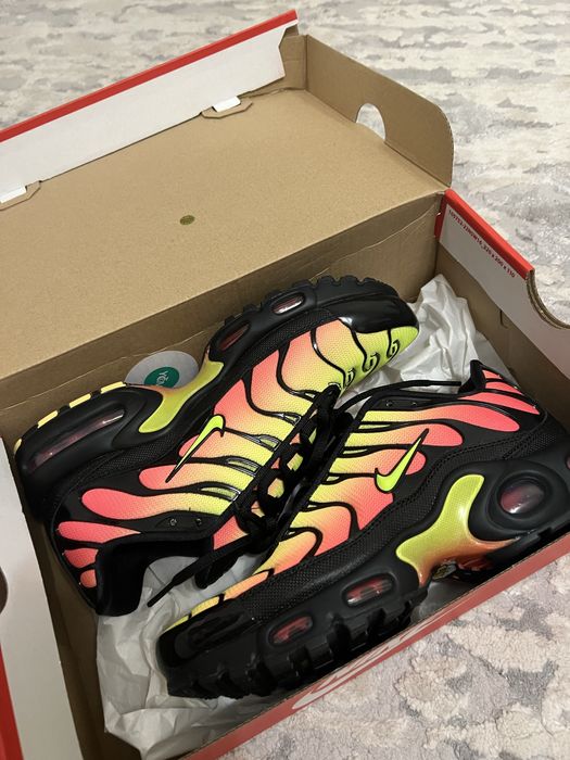 Кроссовки Nike air max plus tn новые