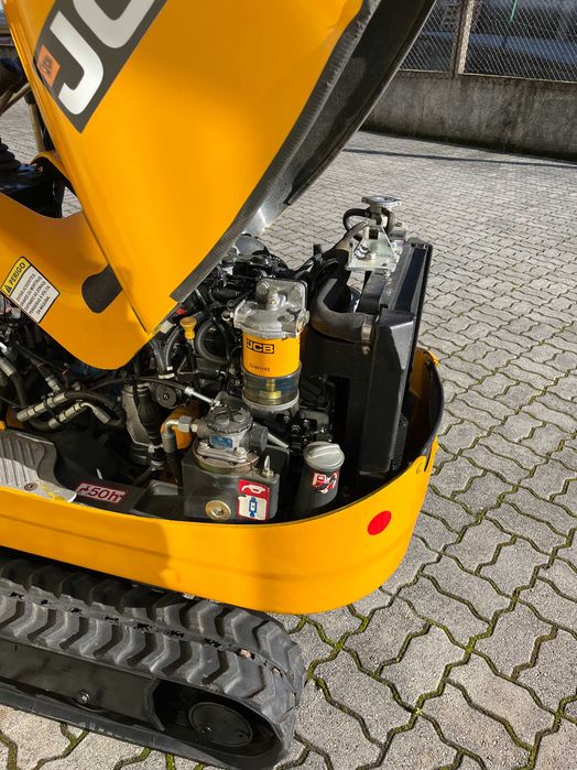 Giratória JCB com 3 baldes de 2018
