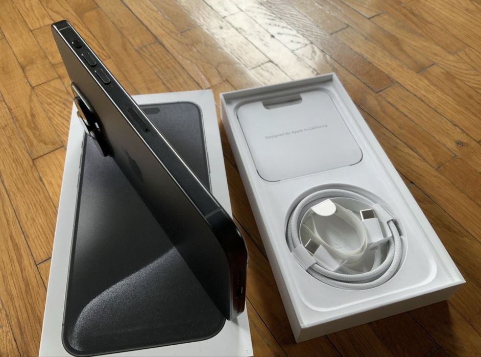  Apple iPhone 15 Pro Max 256GB Black Titanium / Bateria 95%