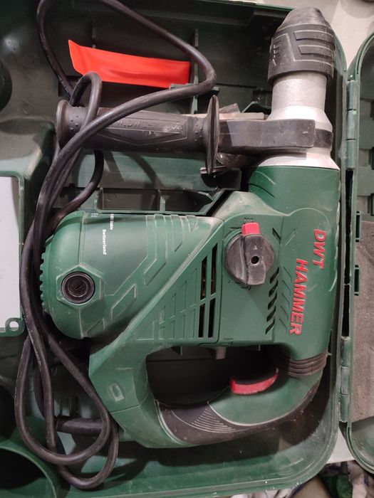 Продам перфоратор DWT HAMMER ВН-850 BMC