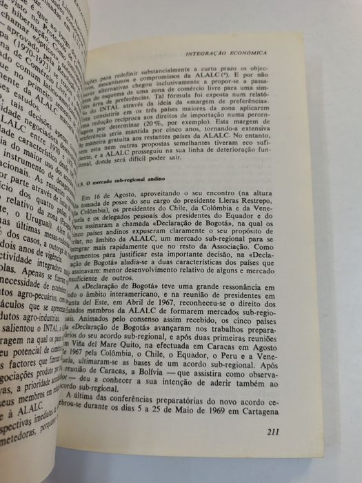 Estrutura da economia internacional, de Ramón Tamames