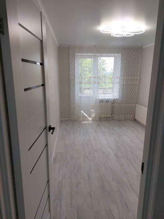 Продам 3 кімнатну квартиру