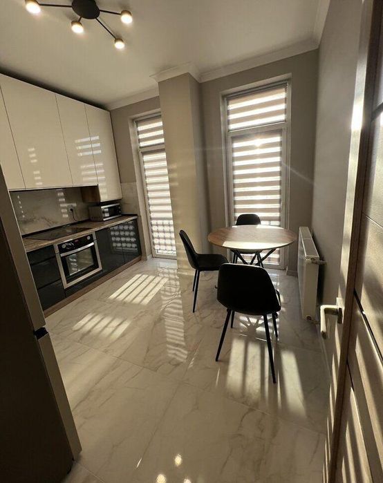 Продаж стильної квартири біля парку в новобудові