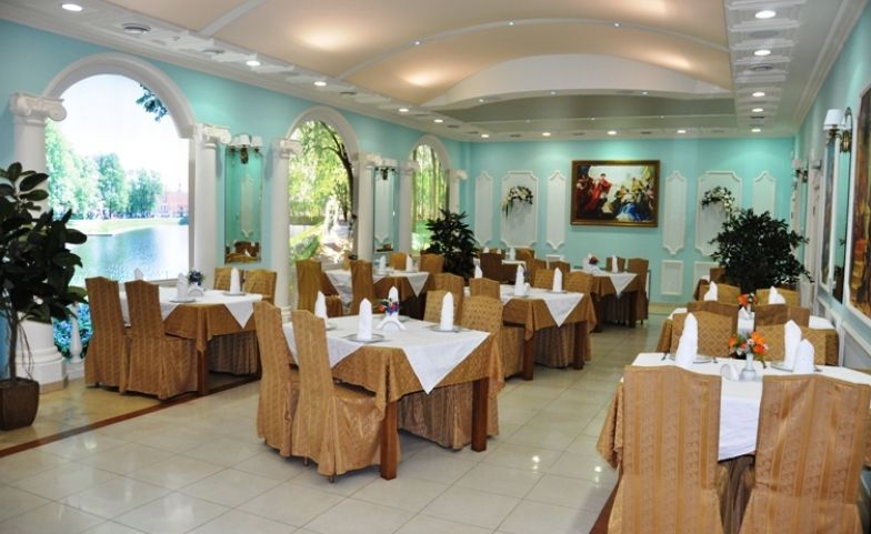 Продажа, аренда или обмен фасадного ресторана 600 м.кв. Торг. Посредн