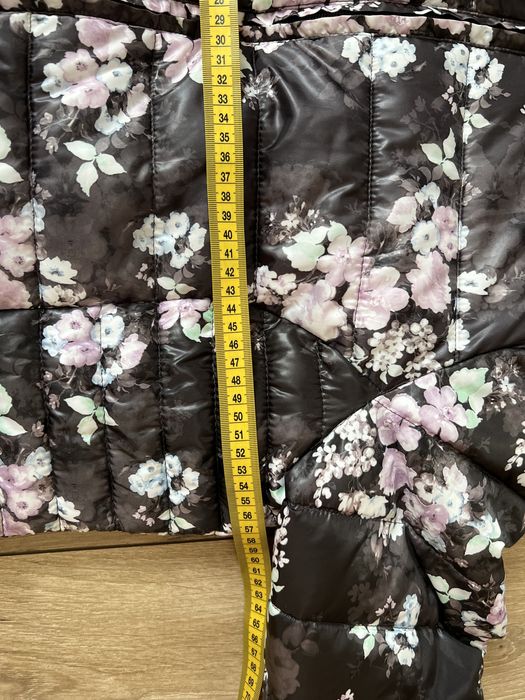 Весняна куртка 42 розмір