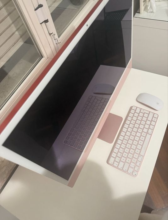 iMac Apple M1 Rosa – 24” / 8GB RAM / 256GB SSD