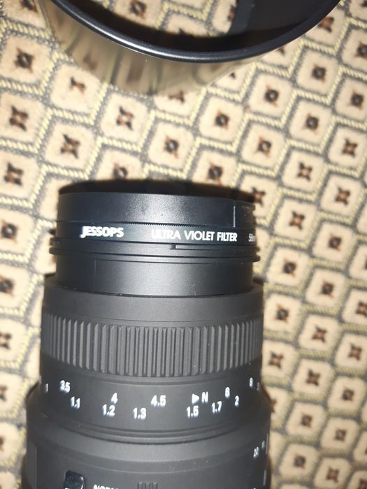 Фотообєктив Sigma DG 70-300  для  Nikon.