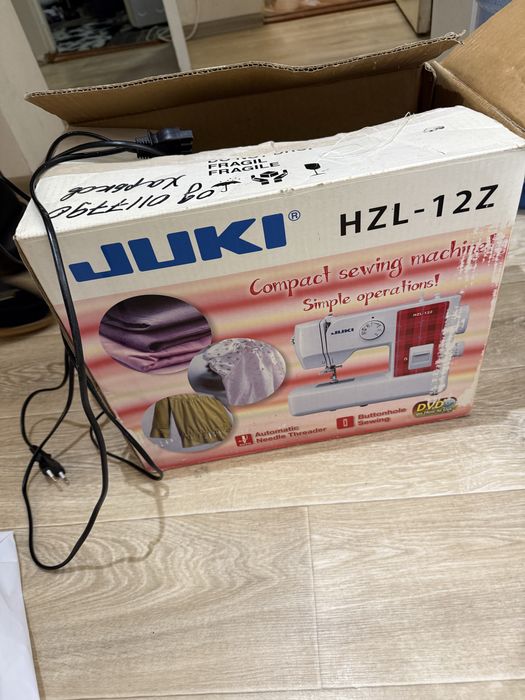 Швейна машинка JUKI HZL 12 Z